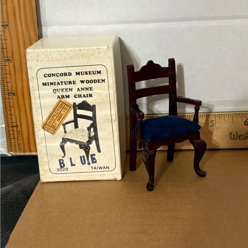 vintage Dollhouse Concord Museum Miniature Wooden Queen Anne Arm‎ Chair blue